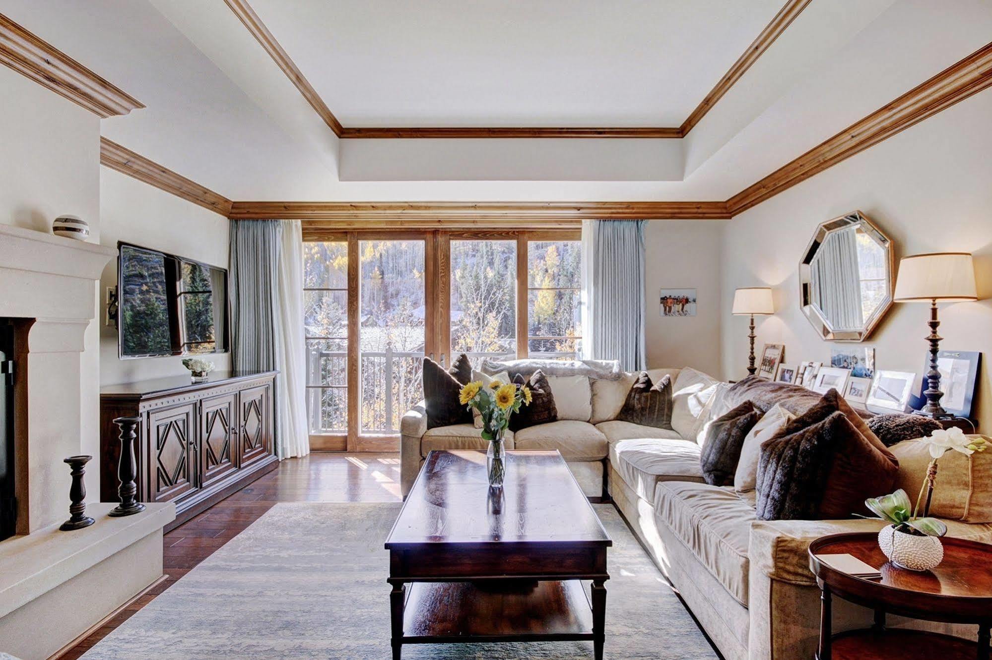 Legendary Lodging At The Ritz Vail Exterior foto
