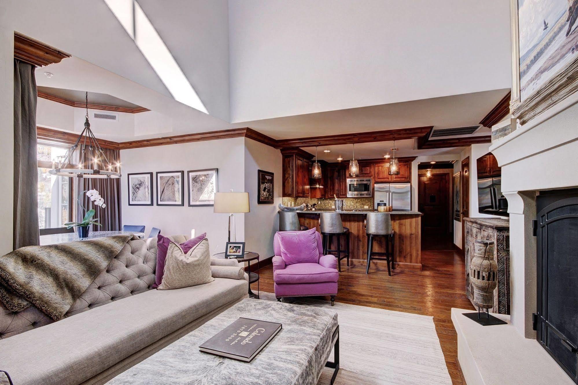 Legendary Lodging At The Ritz Vail Exterior foto