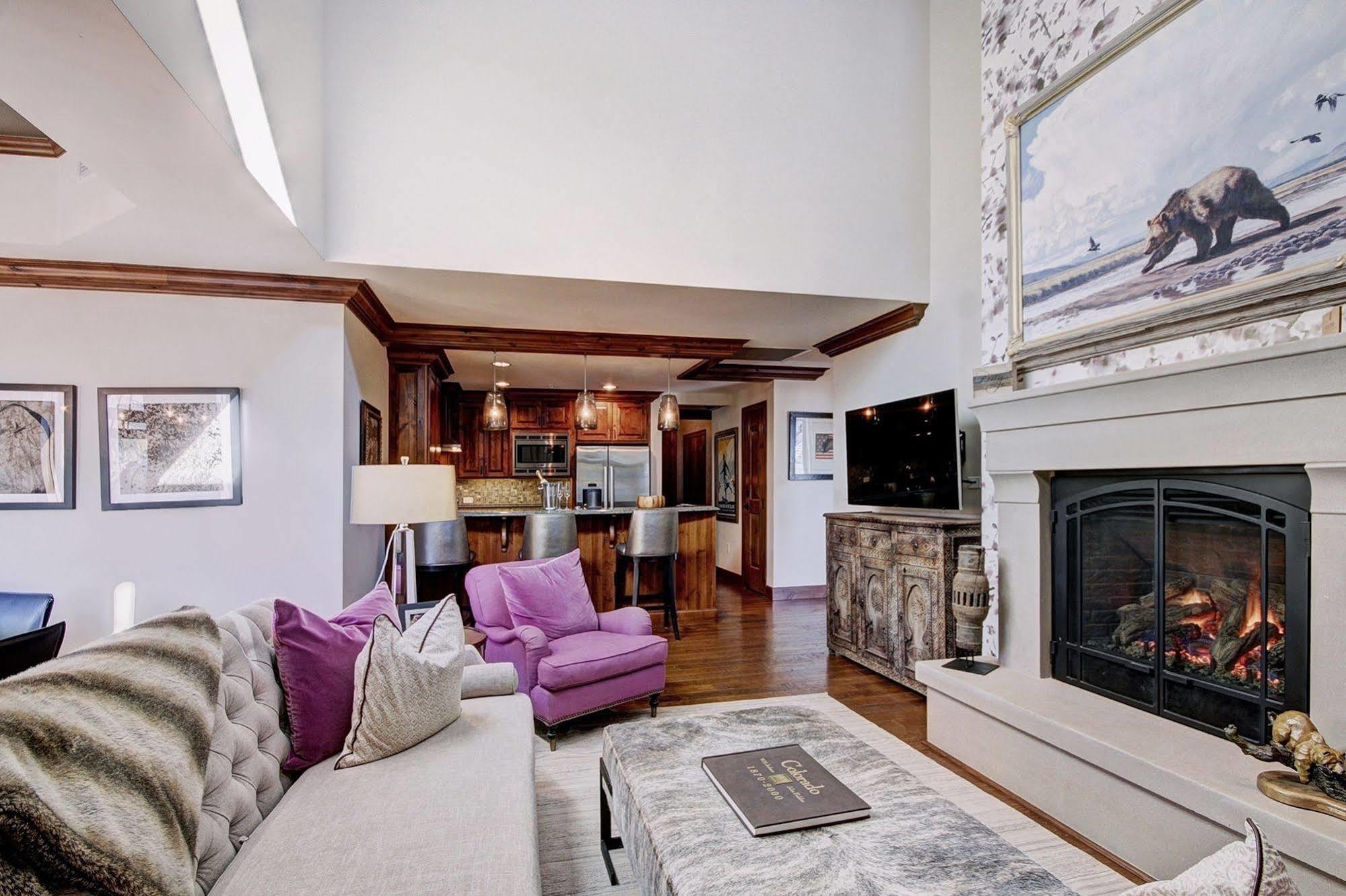 Legendary Lodging At The Ritz Vail Exterior foto