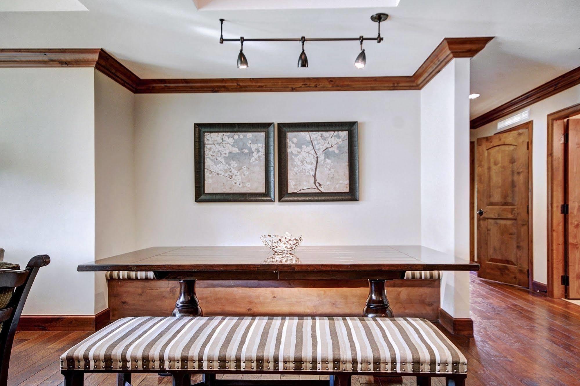 Legendary Lodging At The Ritz Vail Exterior foto